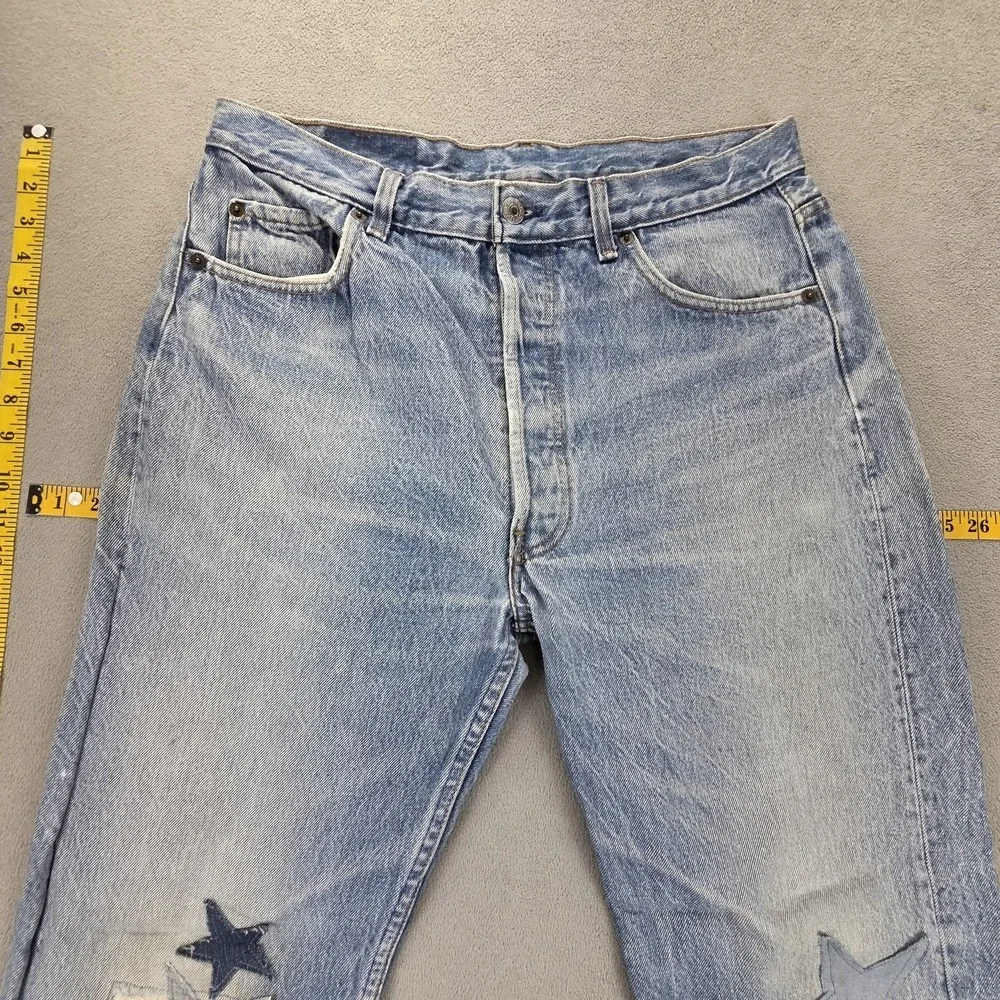VTG Levis 501 Jeans Mens Blue Light Wash Made In USA Star Patchwork Fits 32x28 - Picture 11 of 16